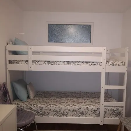 Apartment Like *